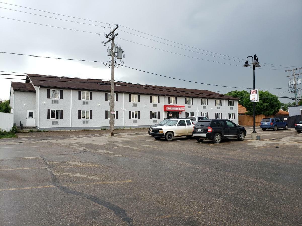 Tower Inn Estevan Exterior photo